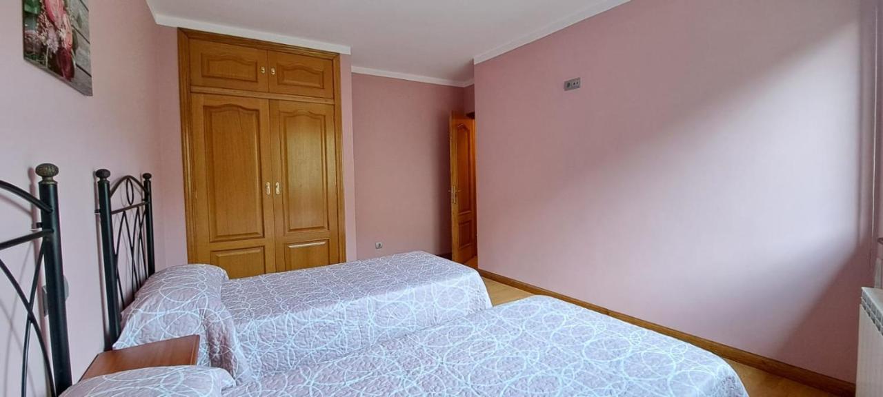 Вілла Llanes-Llumedian Екстер'єр фото